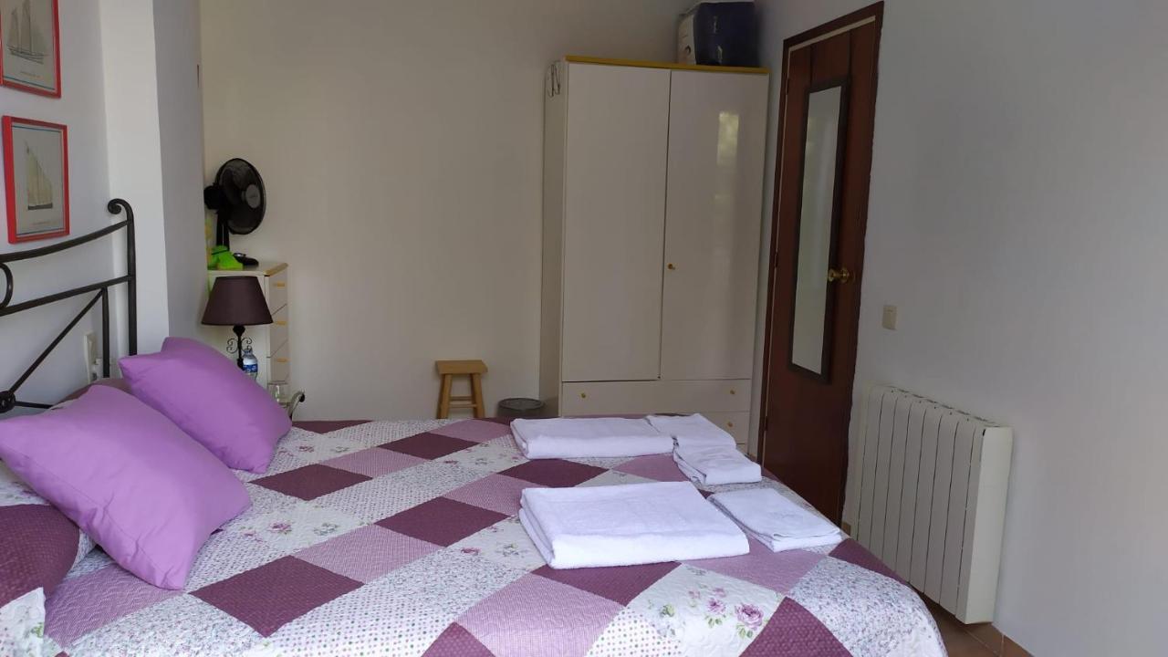 Magnolia, Habitacion Matrimonial Con Bano Uso Privado, En Casa Compartida Apartment Palafrugell Exterior photo